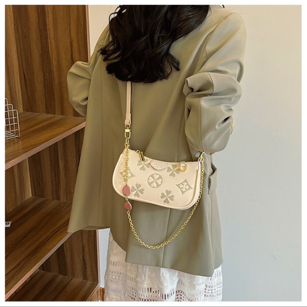 Cream Designer Shoulder Crossbody Bag - Picture 3 of 5